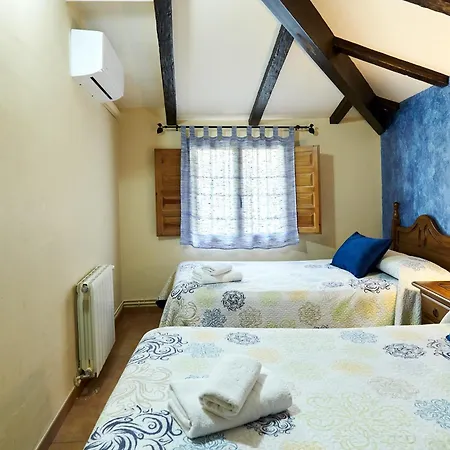 Angostones Country house *