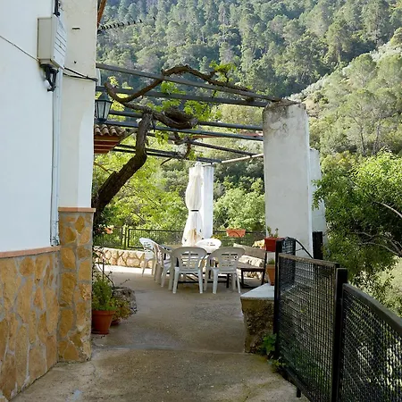Country house Angostones *