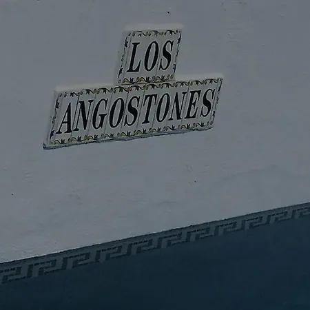 Angostones * Villanueva Del Arzobispo